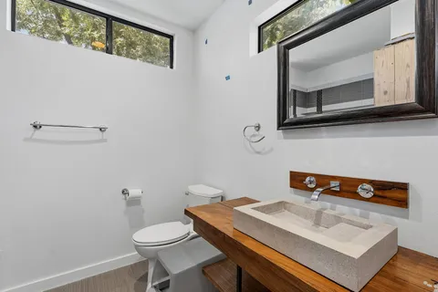 $4,500 | 2704 East 4th Street, Austin, TX 78702