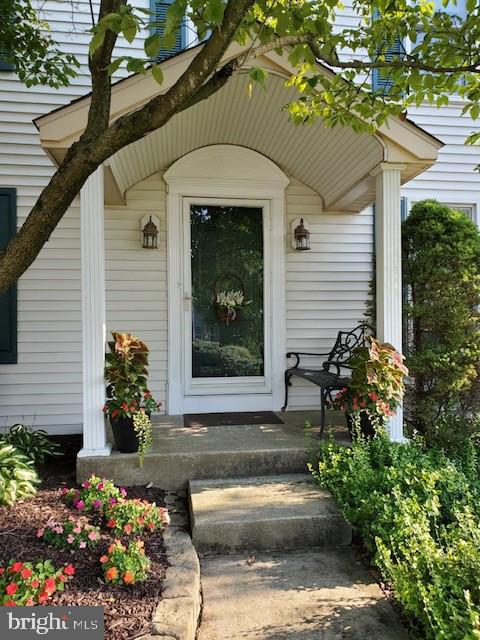 9 Rim View Lane Reading, PA 19607 - Photo 4 of 44