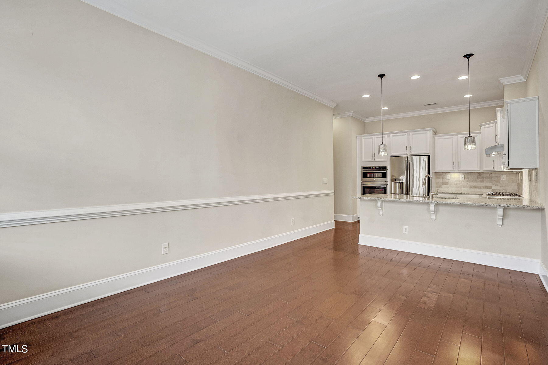 513 Deodar Lane Raleigh, NC 27608 - Photo 5 of 35 5-web-or-mls-513 Deodar Ln-8-2