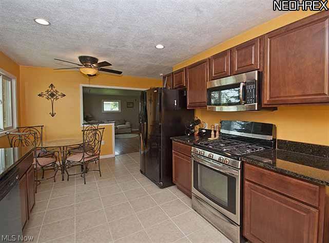 8822 Bechtel Road Elyria, OH 44035 - Photo 3 of 22 Gallery Image 3