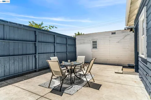 $488,000 | 1538 17th Avenue, Oakland, CA 94606