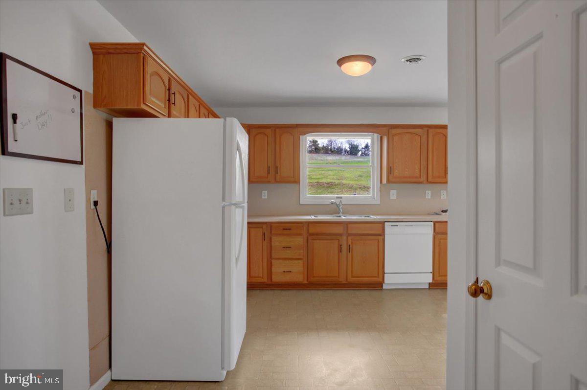 17515 Harbaugh Valley Road Sabillasville, MD 21780 - Photo 15 of 55 Gallery Image 15