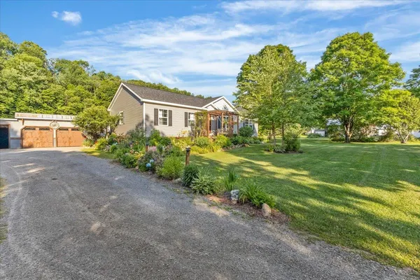 $430,000 | 1916 West River Road, Lincoln, VT 05443