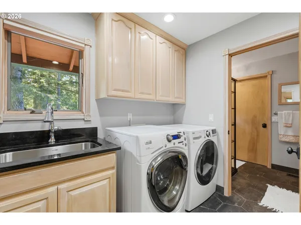 $1,395,000 | 55775 Highway 26, Sandy, OR 97055