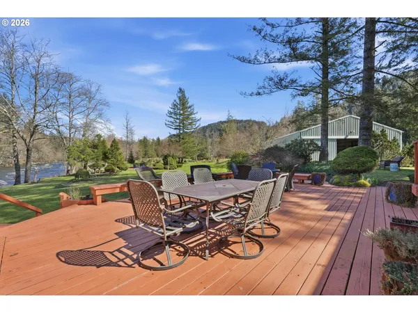 $1,395,000 | 55775 Highway 26, Sandy, OR 97055