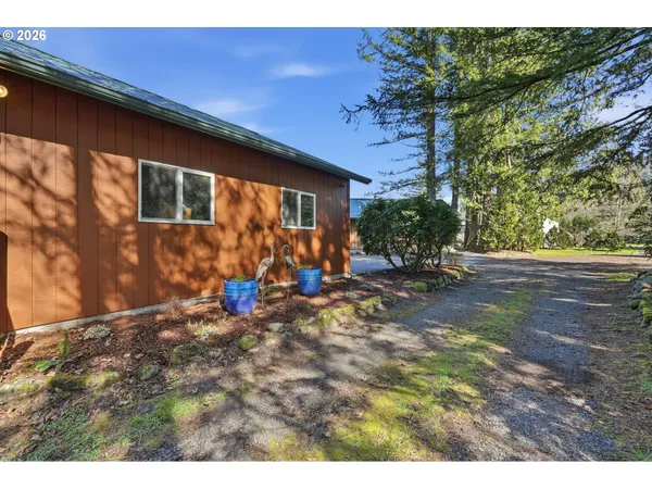 $1,395,000 | 55775 Highway 26, Sandy, OR 97055