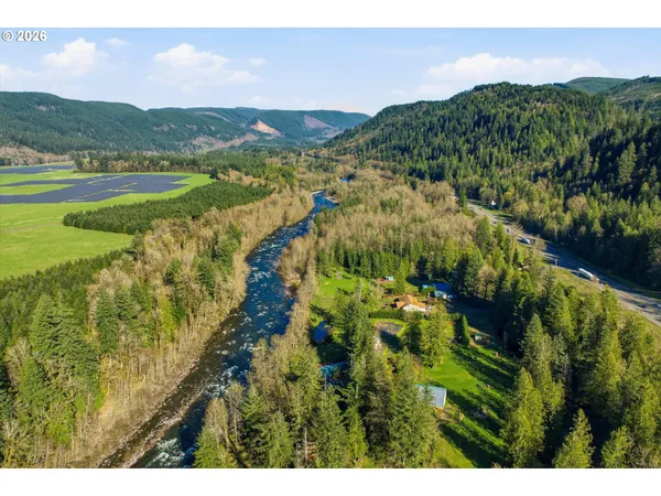$1,395,000 | 55775 Highway 26, Sandy, OR 97055