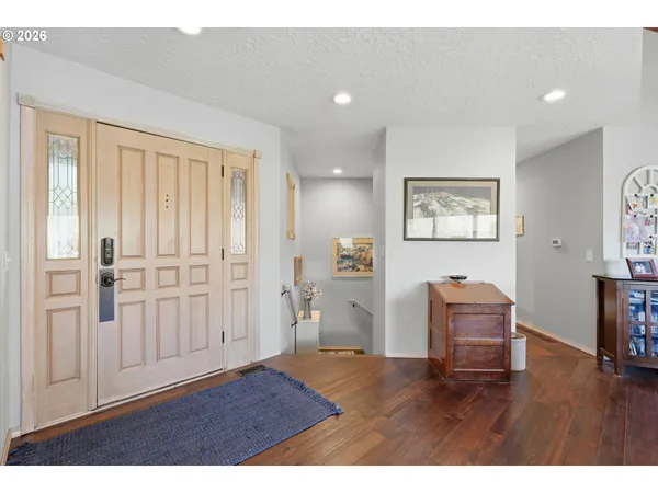 $1,395,000 | 55775 Highway 26, Sandy, OR 97055