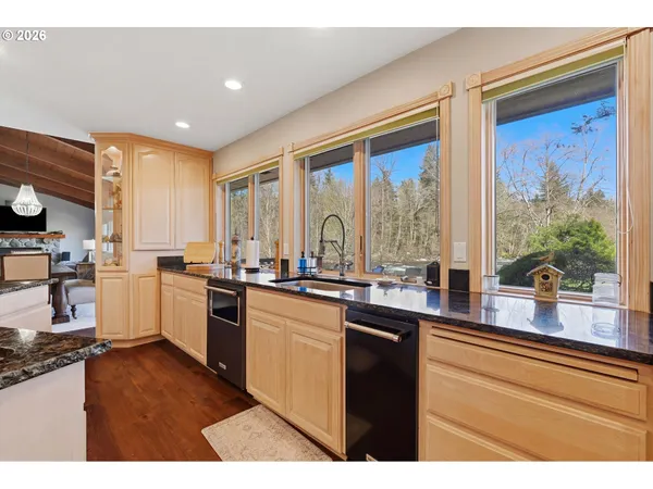 $1,395,000 | 55775 Highway 26, Sandy, OR 97055