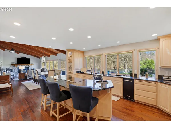 $1,395,000 | 55775 Highway 26, Sandy, OR 97055