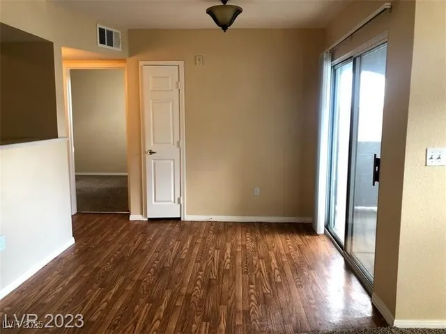 $289,000 | 6955 Durango Drive, Unit 3092, Las Vegas, NV 89149