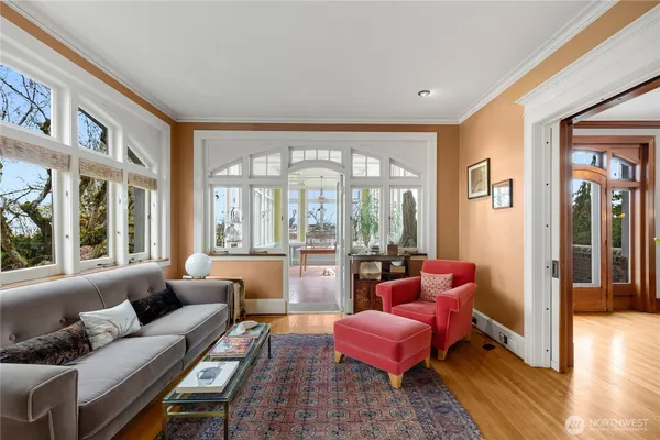 $4,950,000 | 2844 Cascadia Avenue South, Seattle, WA 98144