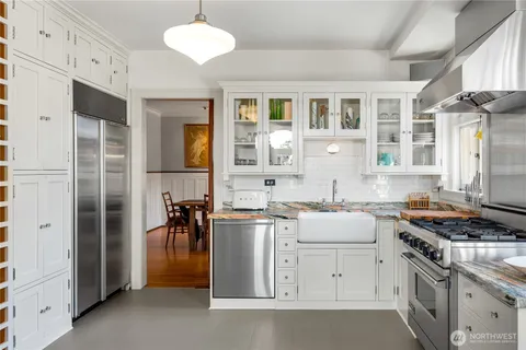 $4,950,000 | 2844 Cascadia Avenue South, Seattle, WA 98144