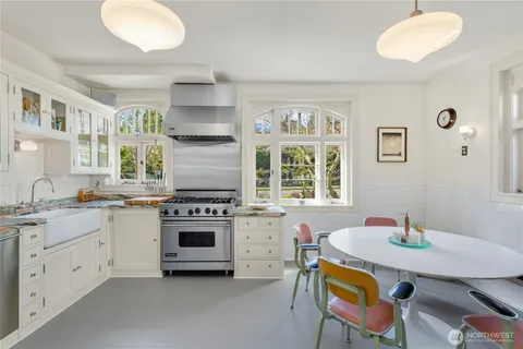 $4,950,000 | 2844 Cascadia Avenue South, Seattle, WA 98144