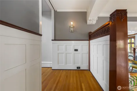 $4,950,000 | 2844 Cascadia Avenue South, Seattle, WA 98144
