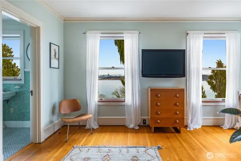 $4,950,000 | 2844 Cascadia Avenue South, Seattle, WA 98144