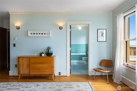 $4,950,000 | 2844 Cascadia Avenue South, Seattle, WA 98144