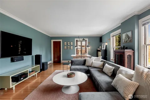 $4,950,000 | 2844 Cascadia Avenue South, Seattle, WA 98144