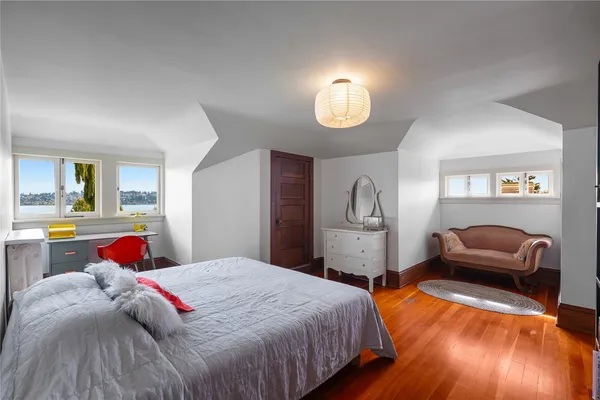 $4,950,000 | 2844 Cascadia Avenue South, Seattle, WA 98144