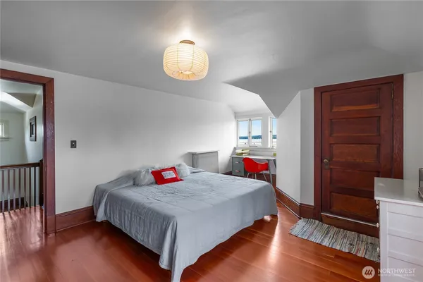 $4,950,000 | 2844 Cascadia Avenue South, Seattle, WA 98144
