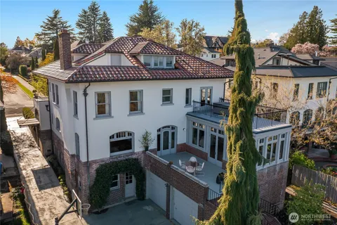 $4,950,000 | 2844 Cascadia Avenue South, Seattle, WA 98144