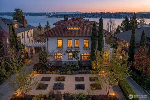 $4,950,000 | 2844 Cascadia Avenue South, Seattle, WA 98144