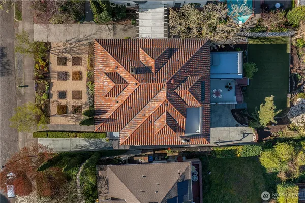 $4,950,000 | 2844 Cascadia Avenue South, Seattle, WA 98144