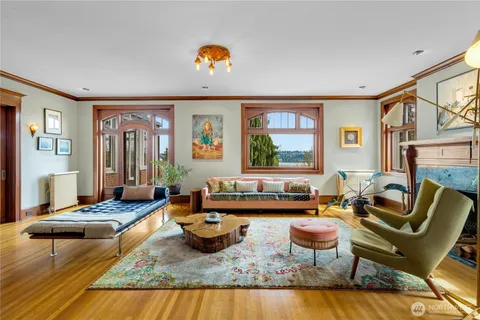 $4,950,000 | 2844 Cascadia Avenue South, Seattle, WA 98144
