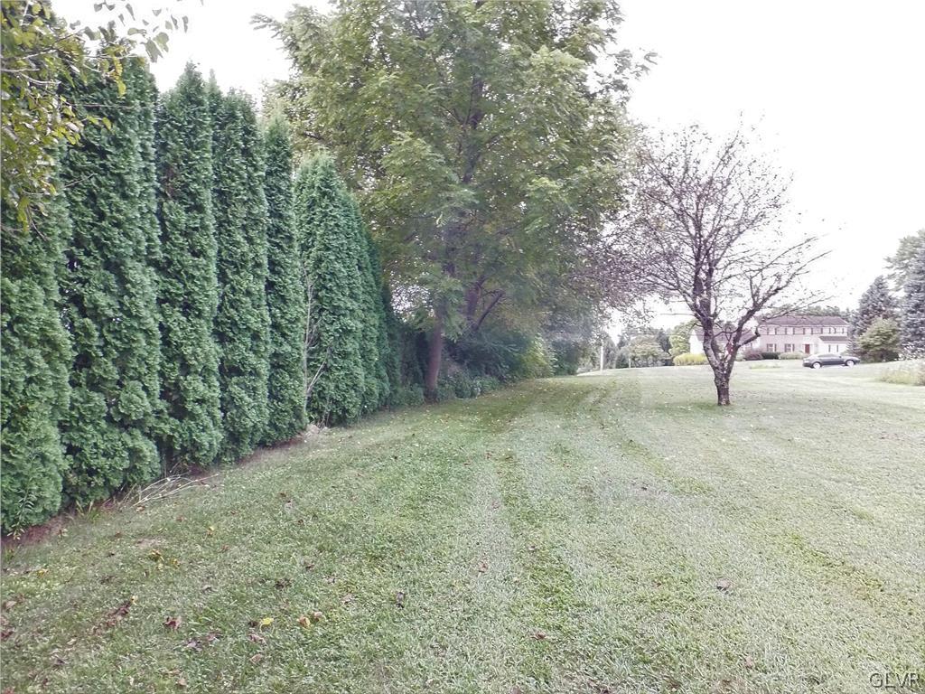 4183 Scheidys Road Whitehall, PA 18052 - Photo 4 of 5 Gallery Image 4