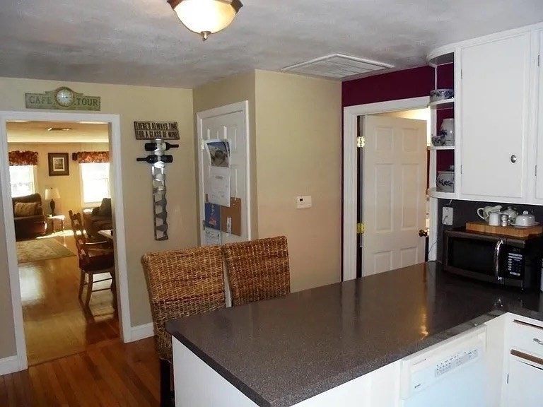 21 Walpole Street Sharon, MA 02067 - Photo 8 of 16