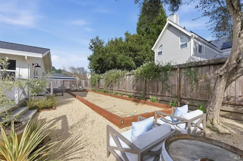 $1,879,000 | 1830 Spring Mountain Road, St. Helena, CA 94574