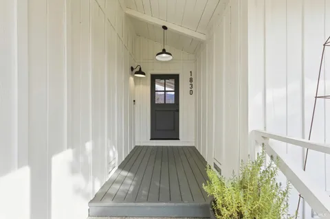 $1,879,000 | 1830 Spring Mountain Road, St. Helena, CA 94574