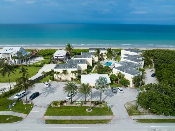 $3,500 | 3541 Northeast Ocean Boulevard, Unit 14, Jensen Beach, FL 34957