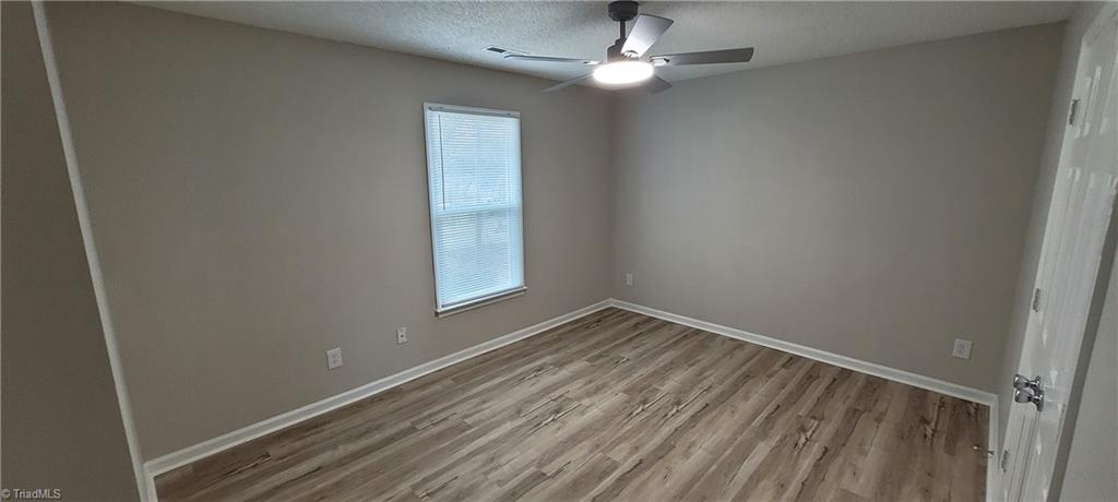 4505 Southern Webbing Mill Road Greensboro, NC 27405 - Photo 6 of 14