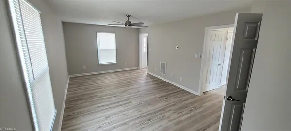 $1,995 | 4505 Southern Webbing Mill Road, Greensboro, NC 27405