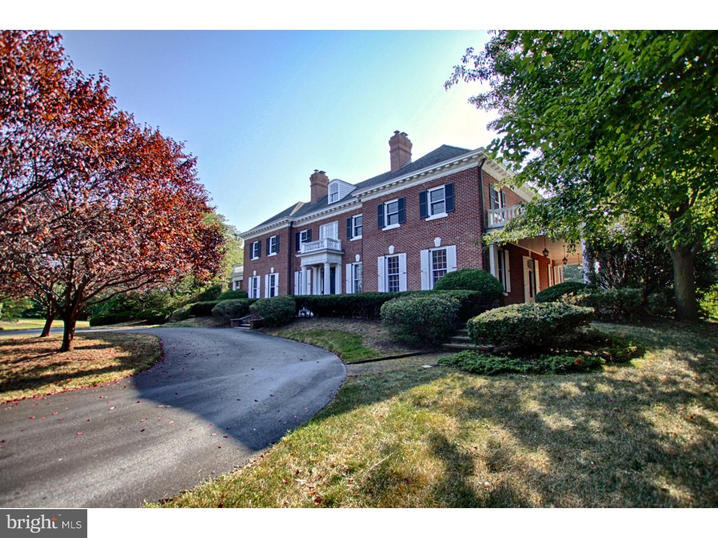8 Leeds Road Moorestown, NJ 08057 - Photo 1 of 25