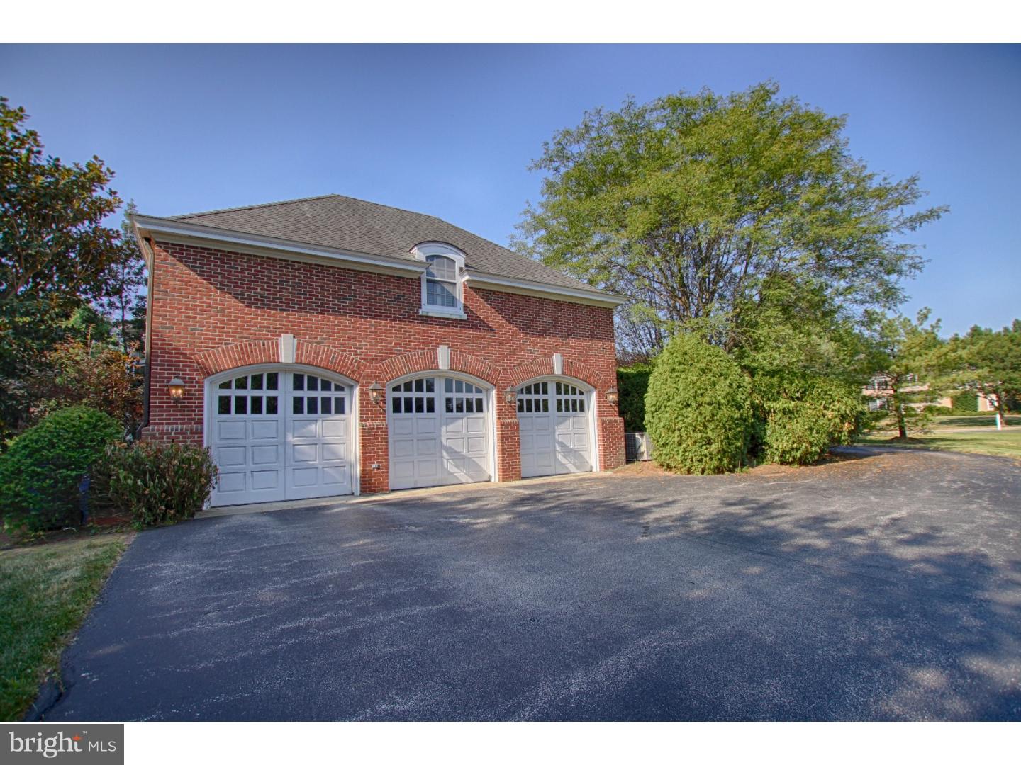 8 Leeds Road Moorestown, NJ 08057 - Photo 2 of 25
