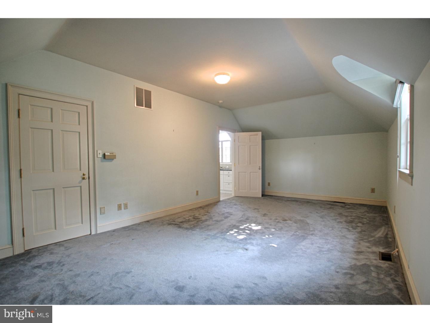8 Leeds Road Moorestown, NJ 08057 - Photo 15 of 25
