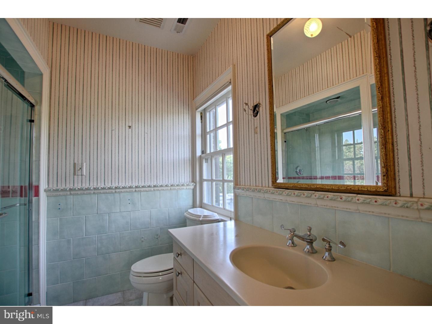 8 Leeds Road Moorestown, NJ 08057 - Photo 18 of 25