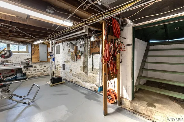 $395,000 | 13 Bloomingdale Avenue, Newstead, NY 14001