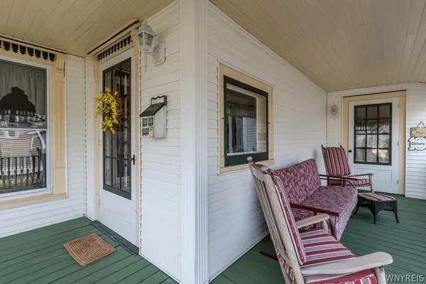 $395,000 | 13 Bloomingdale Avenue, Newstead, NY 14001