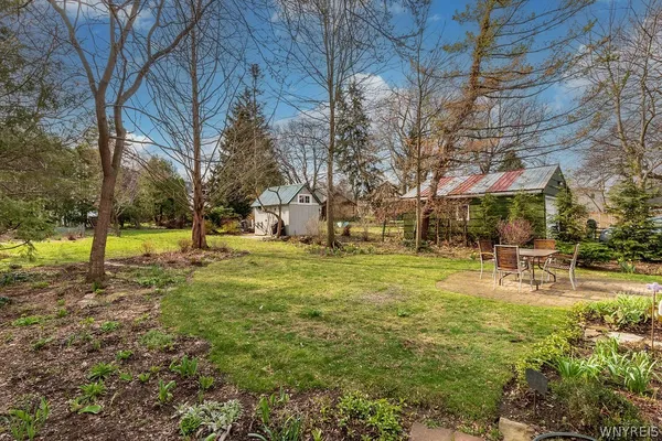 $395,000 | 13 Bloomingdale Avenue, Newstead, NY 14001