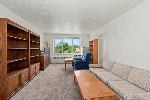 $280,000 | 6300 Riverdale Avenue, Unit 6F | North Riverdale