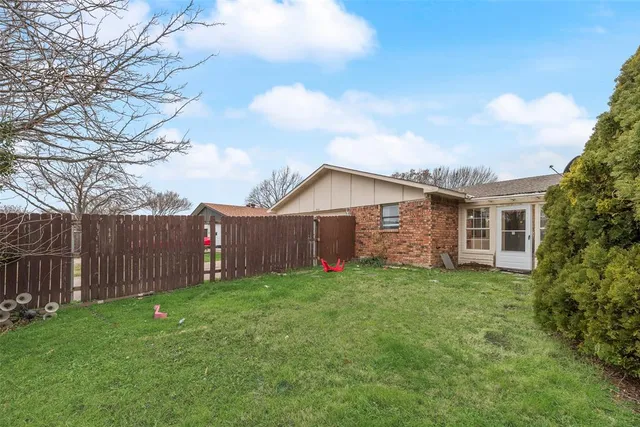 $330,000 | 3316 John Muir Court, Plano, TX 75023