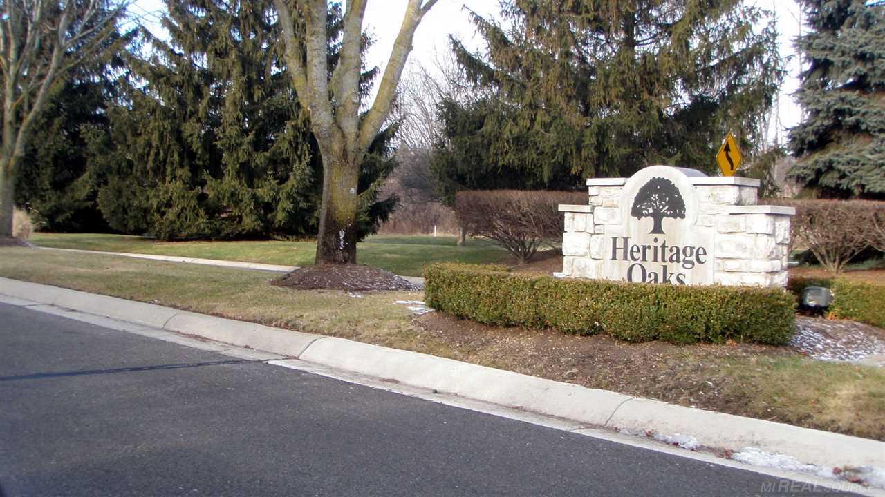 2181 Clinton View Circle Rochester Hills, MI 48309 - Photo 3 of 33