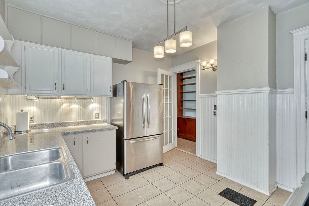 371 Alexander Street Rochester, NY 14607 - Photo 17 of 48