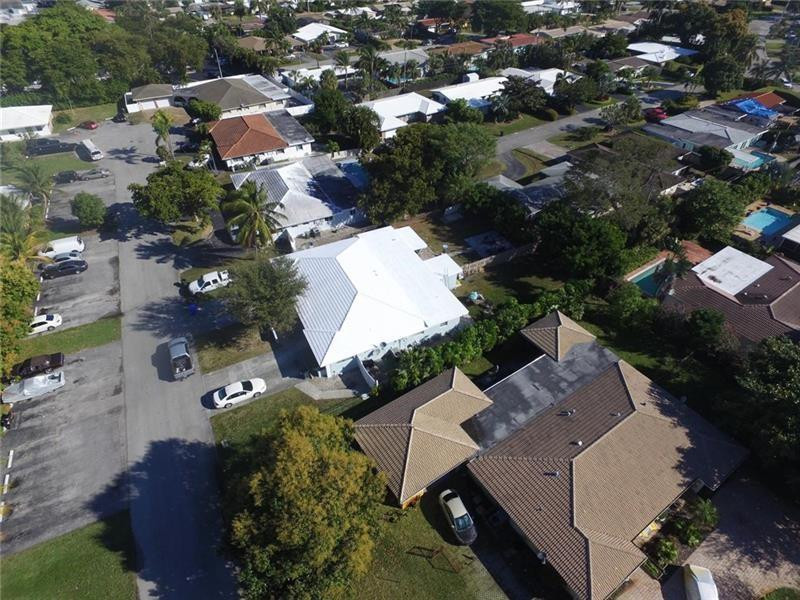 2940 Northeast 19th Terrace, Unit SOUTH SIDE Lighthouse Point, FL 33064 - Photo 11 of 12 Photo 11