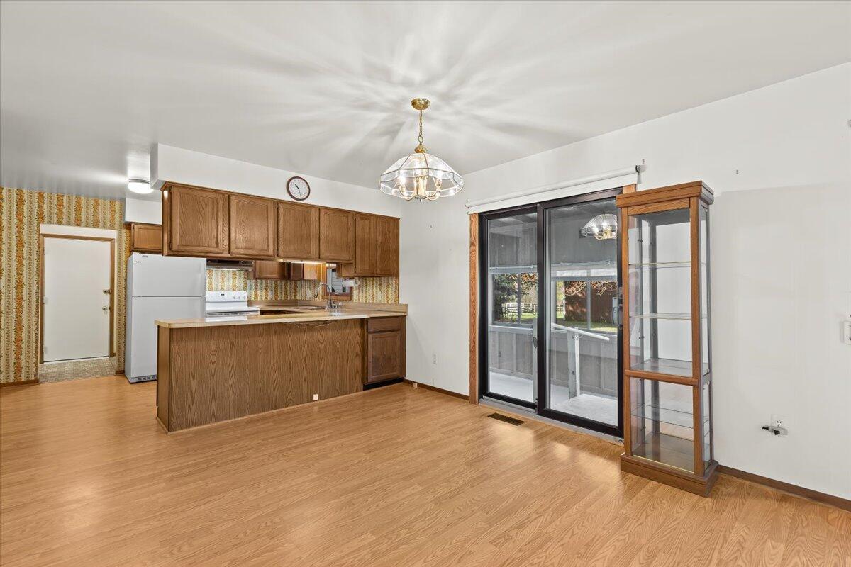 2683 Fenton Road Hartland, MI 48353 - Photo 18 of 39 10-2683 Fenton Rd