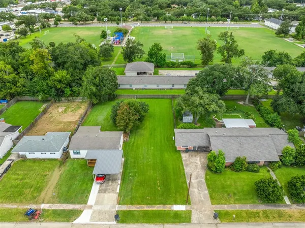 $35,000 | Brundrette St St Lake, Lake Charles, LA 70605