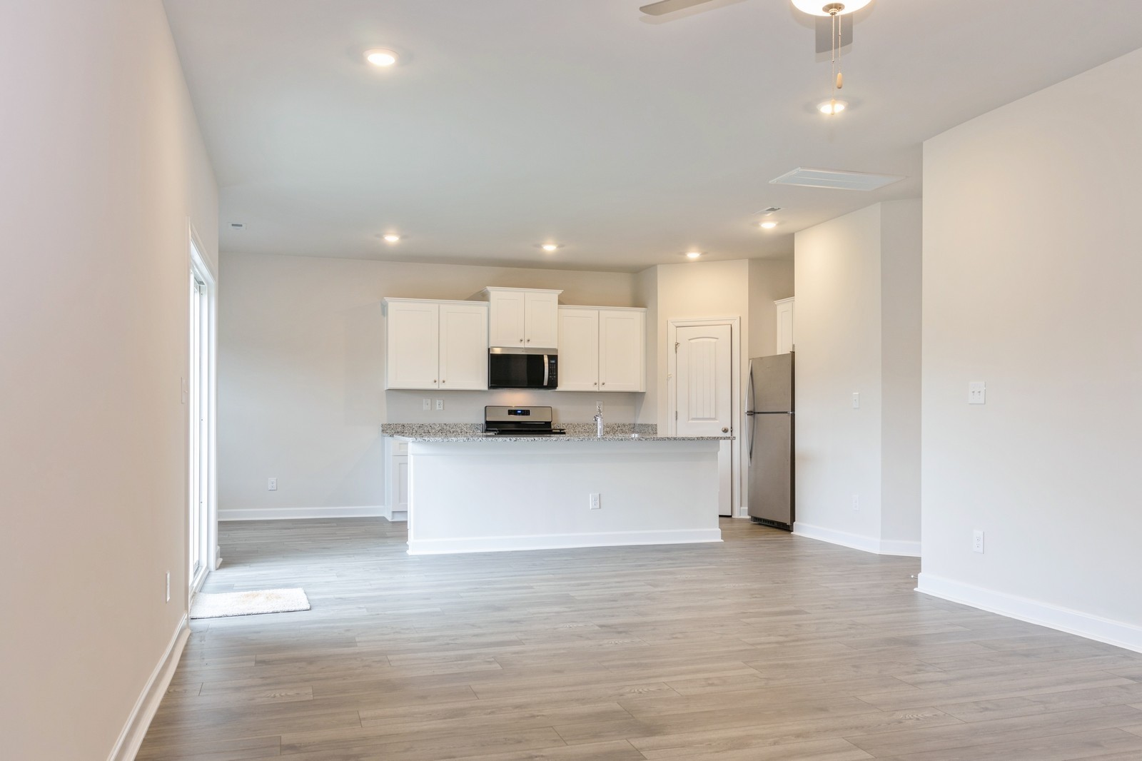 2330 Nabali Way Murfreesboro, TN 37127 - Photo 16 of 28 a view of kitchen with stainless steel appliances refrigerator and microwave